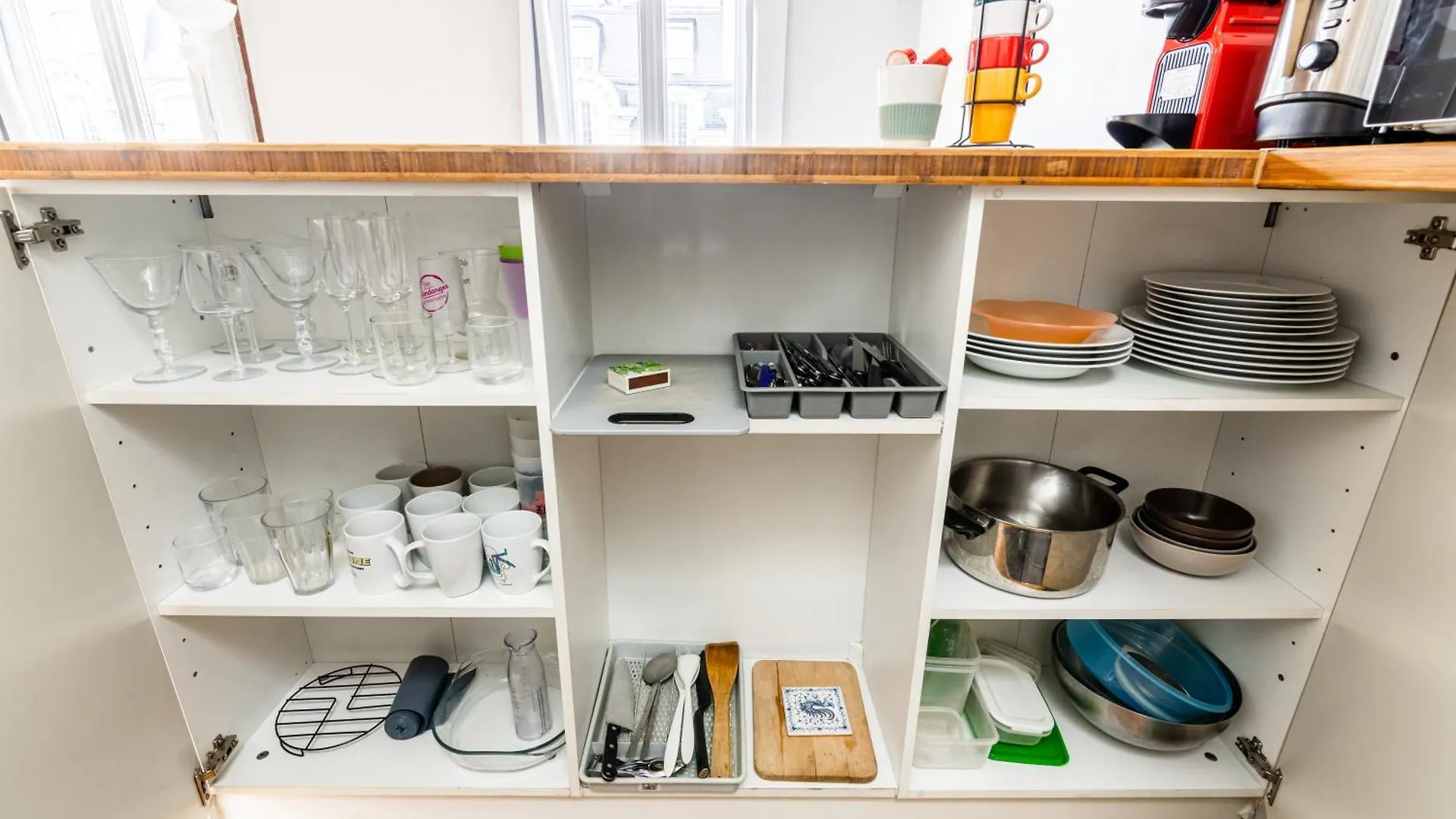 Luxurious 2 Bedroom Tour Eiffel Bourdonnais Free Netflix Apartament