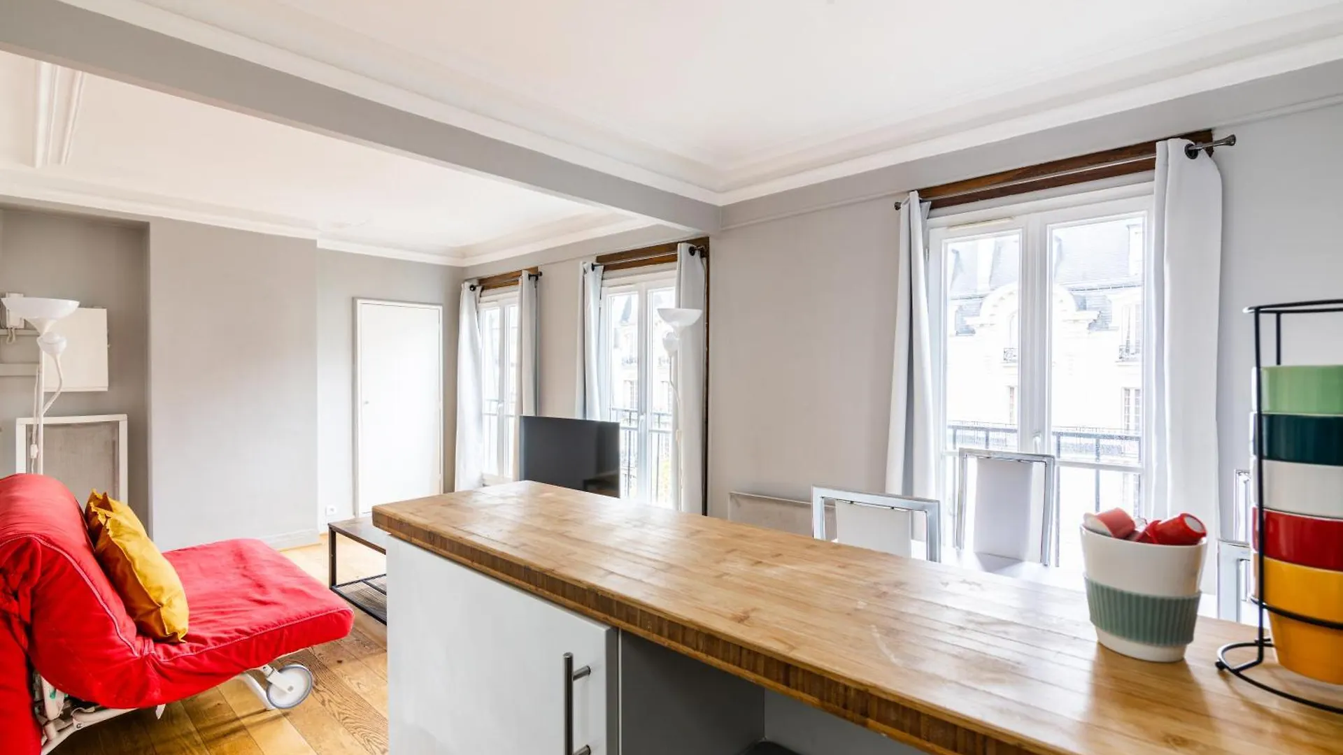 Luxurious 2 Bedroom Tour Eiffel Bourdonnais Free Netflix باريس